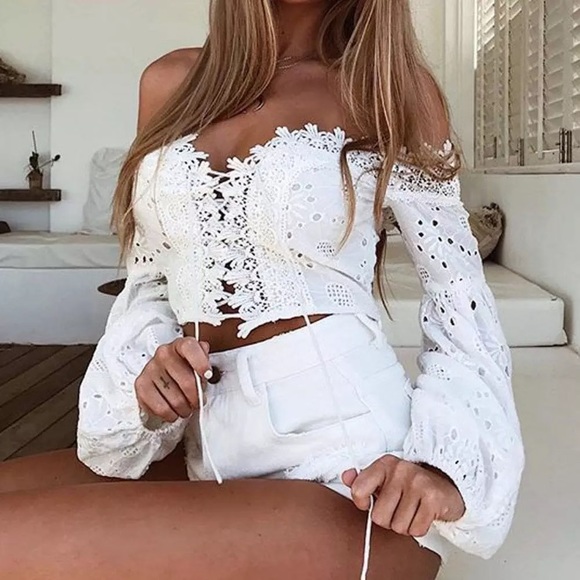 🍀JUST IN🍀White Eyelet Off Shoulder Lace Up Top - Picture 2 of 8